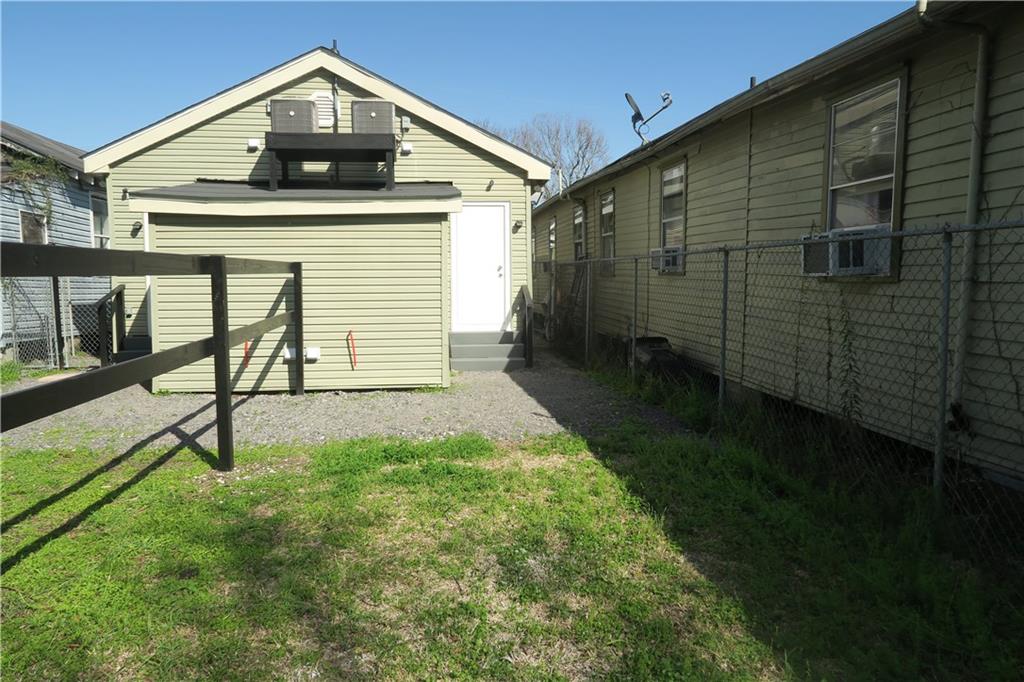 9028 Cohn Street New Orleans, LA 70118 - Photo 6 of 10