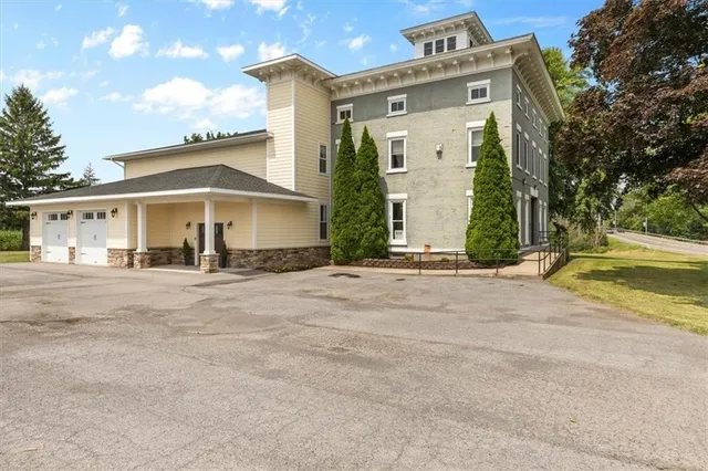 $724,900 | 180 Geneva Street, Lyons, NY 14489