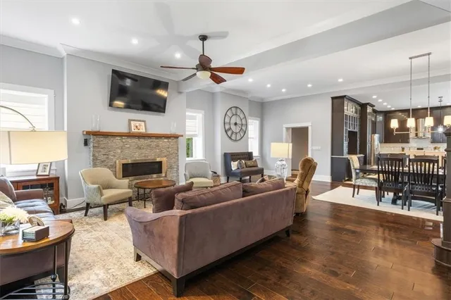 $724,900 | 180 Geneva Street, Lyons, NY 14489