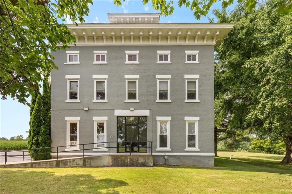 180 Geneva Street Lyons, NY 14489 - Photo 3 of 50