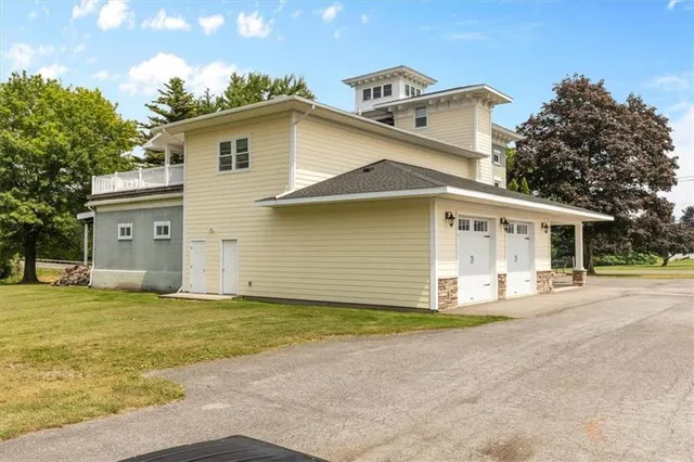 $724,900 | 180 Geneva Street, Lyons, NY 14489