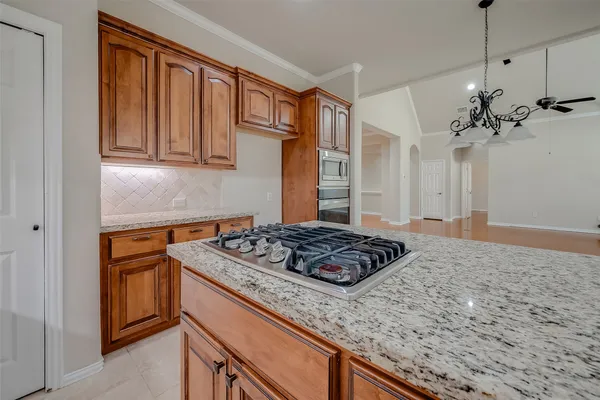 $2,600 | 7206 Spring Meadow Lane, Katy, TX 77494