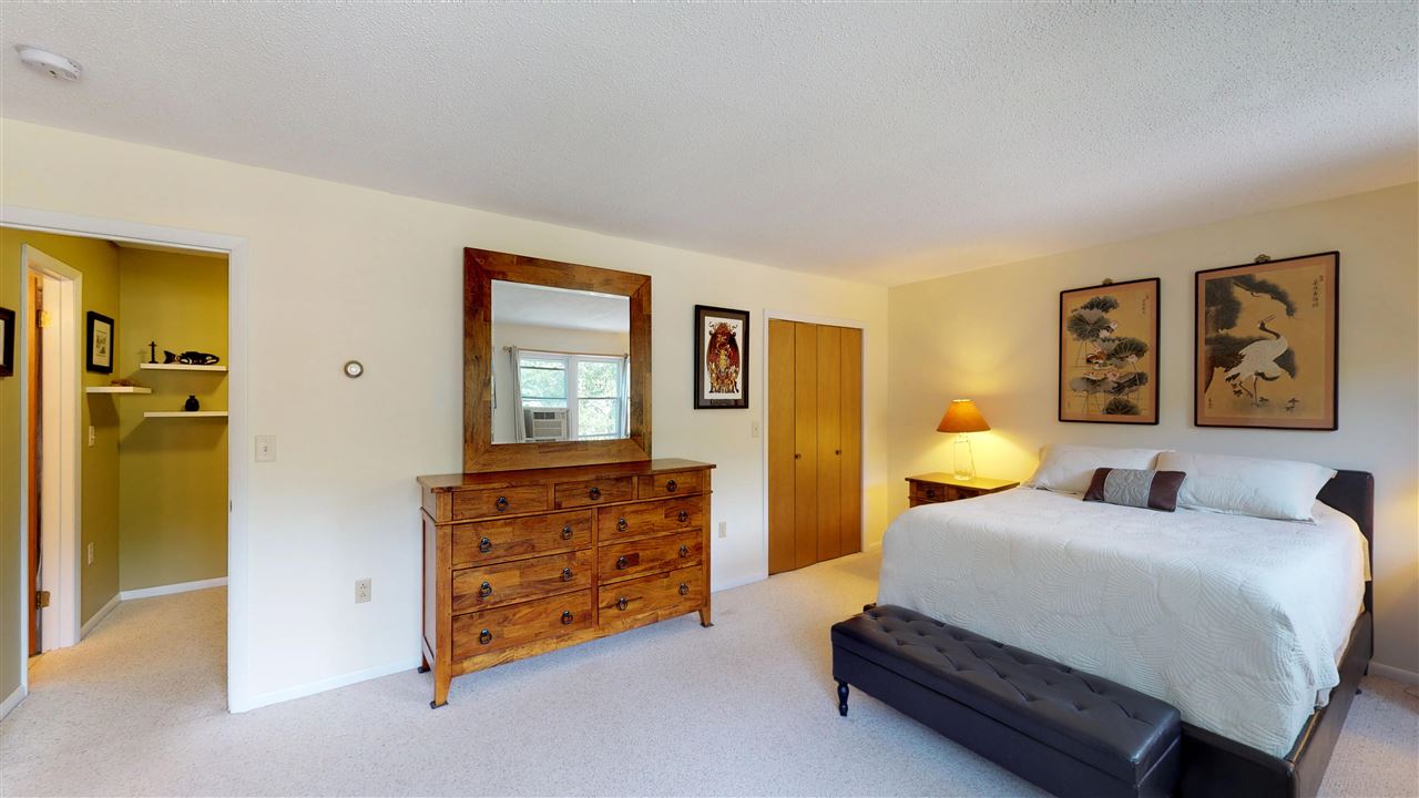 236 Martindale Road Shelburne, VT 05482 - Photo 14 of 36 Gallery Image 14