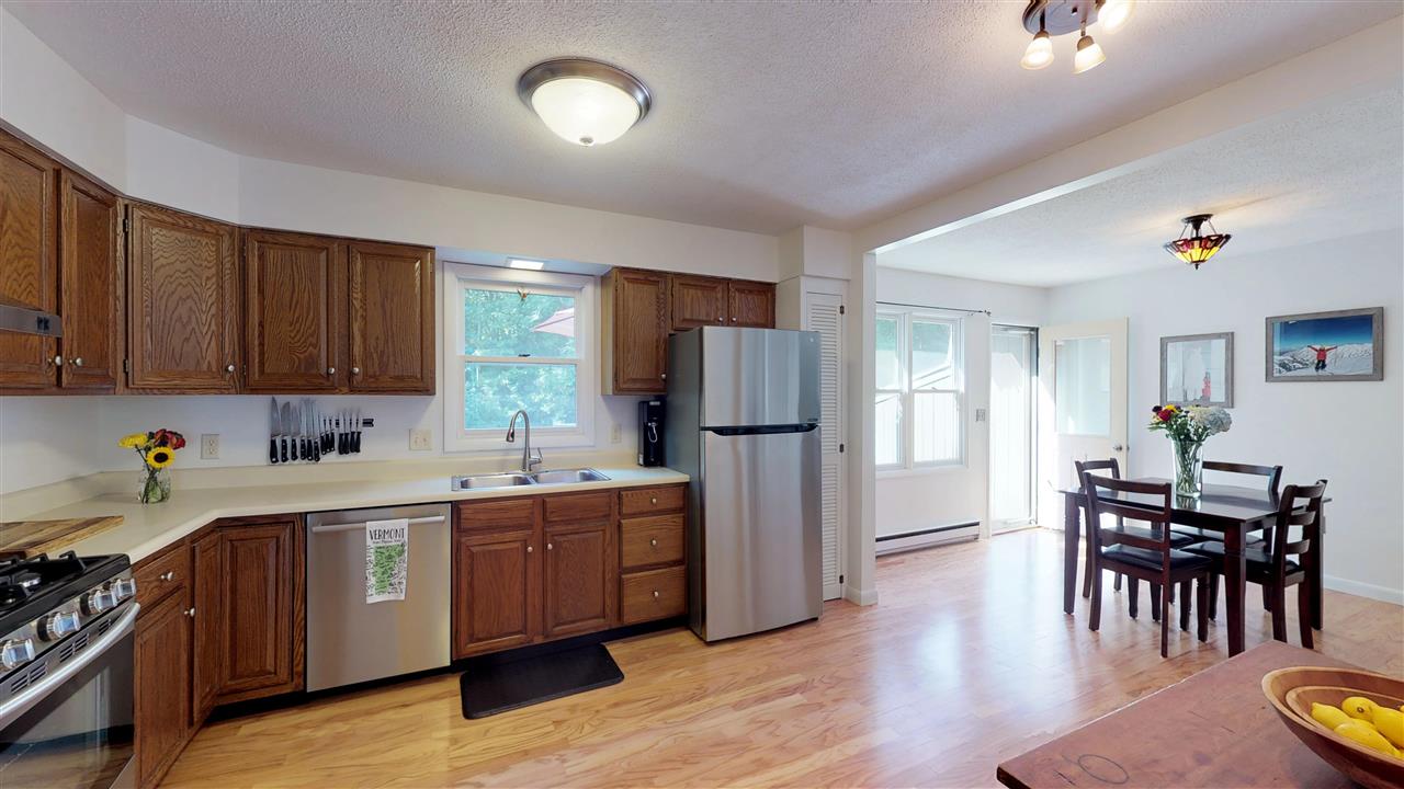 236 Martindale Road Shelburne, VT 05482 - Photo 6 of 36 Gallery Image 6