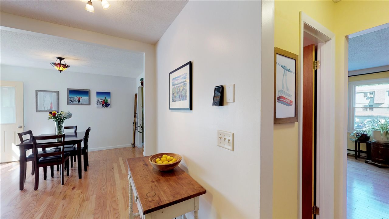 236 Martindale Road Shelburne, VT 05482 - Photo 8 of 36 Gallery Image 8