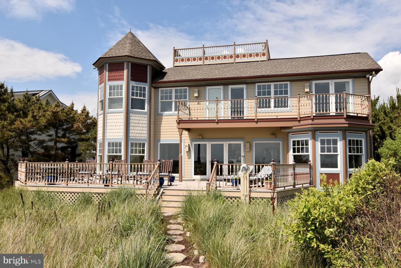 32045 Surf Road Bethany Beach, DE 19930 - Photo 17 of 52 Oceanfront Beauty
