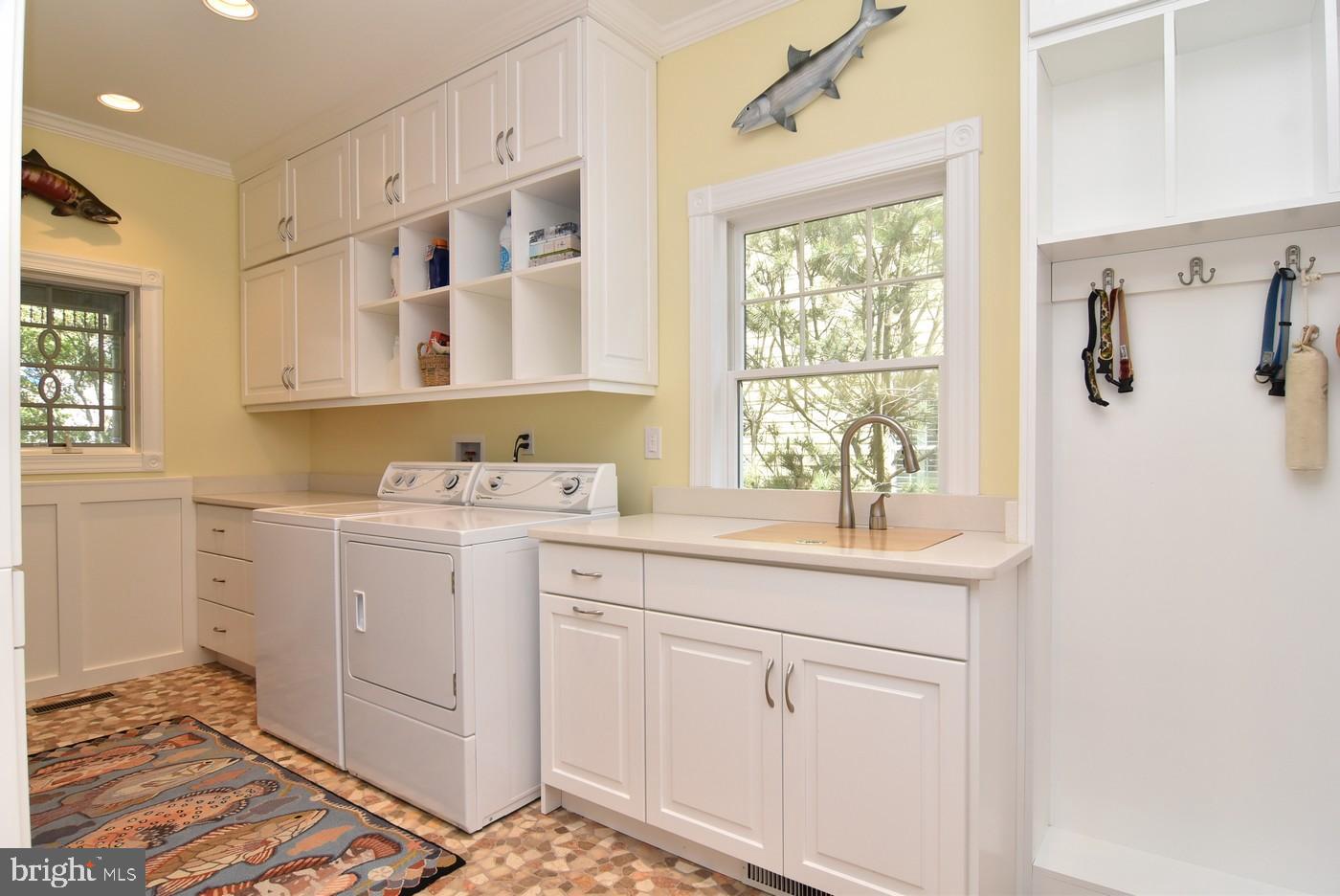32045 Surf Road Bethany Beach, DE 19930 - Photo 31 of 52 Recently added mud room with storage