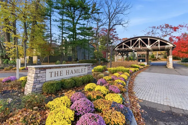 $1,349,000 | 234 Hamlet Drive, Jericho, NY 11753