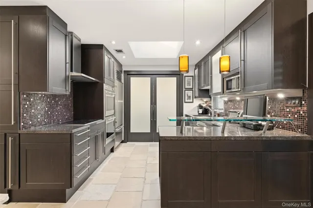 $1,349,000 | 234 Hamlet Drive, Jericho, NY 11753