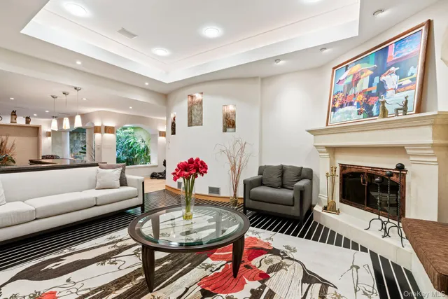 $1,349,000 | 234 Hamlet Drive, Jericho, NY 11753