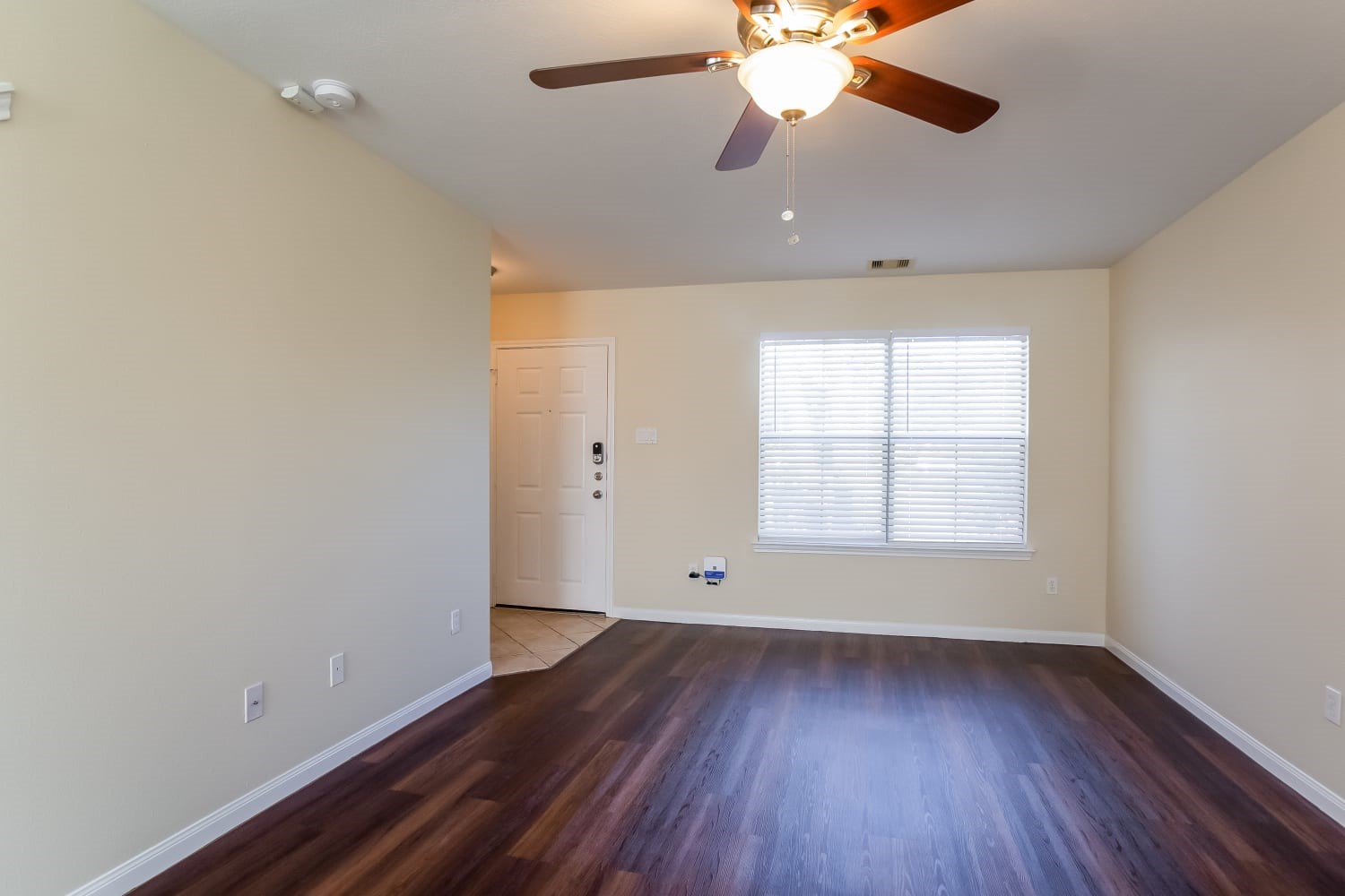 13321 Enchanted Way Montgomery, TX 77356 - Photo 3 of 14