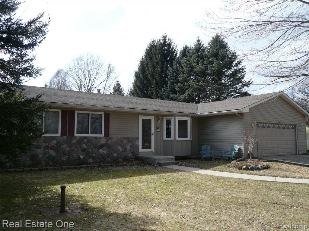2510 East Rose Center Road Highland, MI 48356 - Photo 1 of 18 2510 Rose Center Front