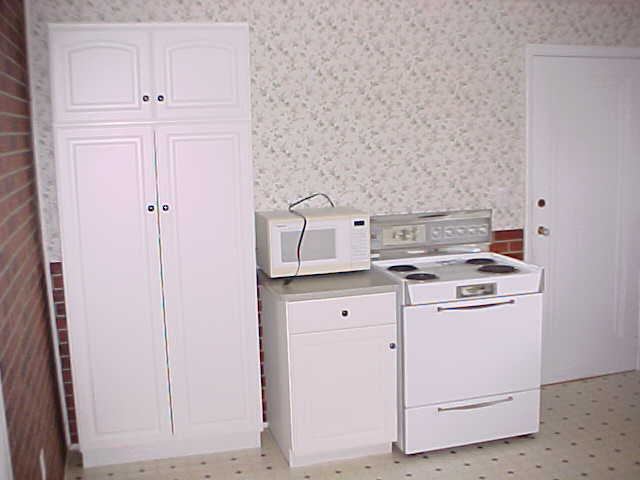44711 Old Elizabeth Street Clinton Township, MI 48036 - Photo 11 of 19 31040432-10.JPG