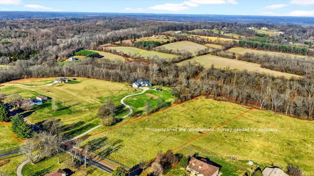 $220,000 | 3530 West Maple Grove Road, Bloomington, IN 47404