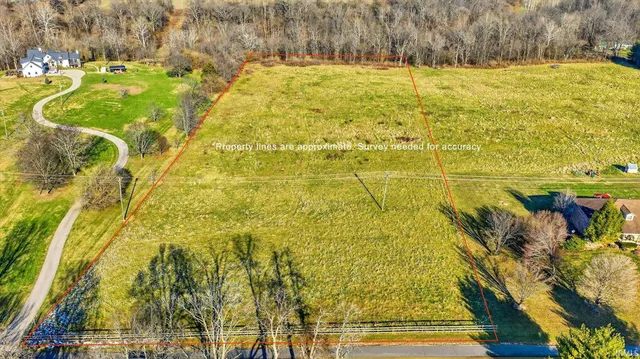 $220,000 | 3530 West Maple Grove Road, Bloomington, IN 47404