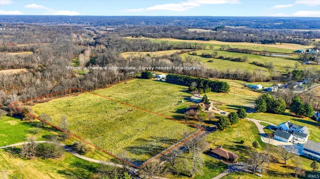 $220,000 | 3530 West Maple Grove Road, Bloomington, IN 47404