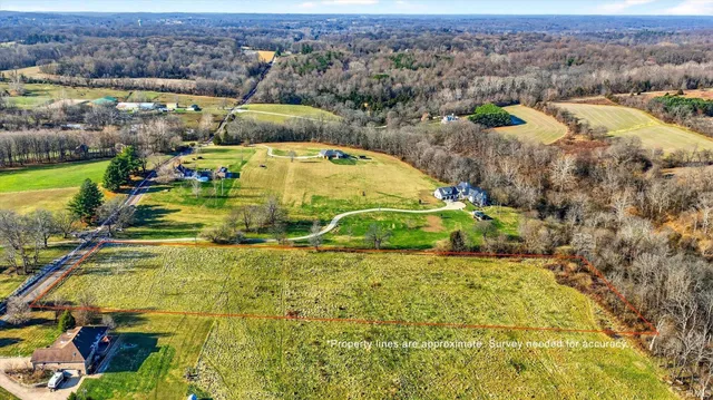 $220,000 | 3530 West Maple Grove Road, Bloomington, IN 47404