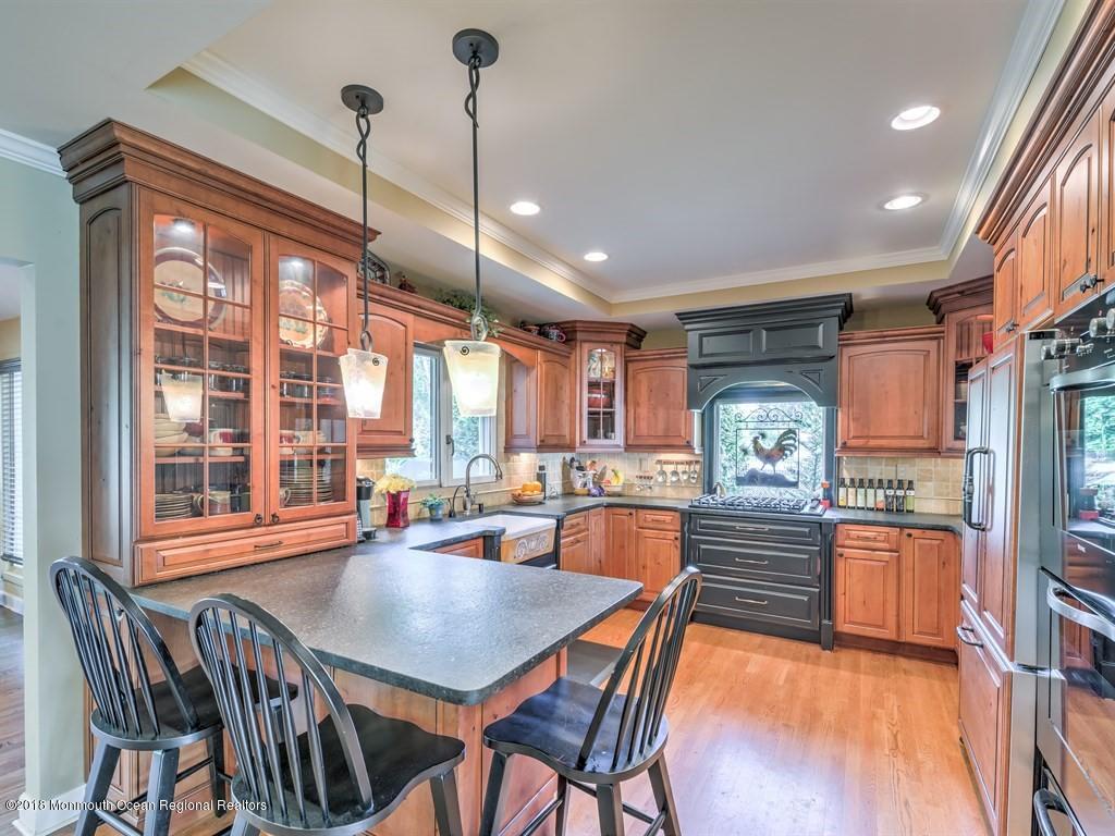 014_KITCHEN