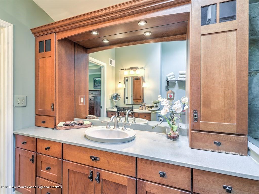 70 Randolph Road Freehold, NJ 07728 - Photo 9 of 33 020_MASTER BATHROOM