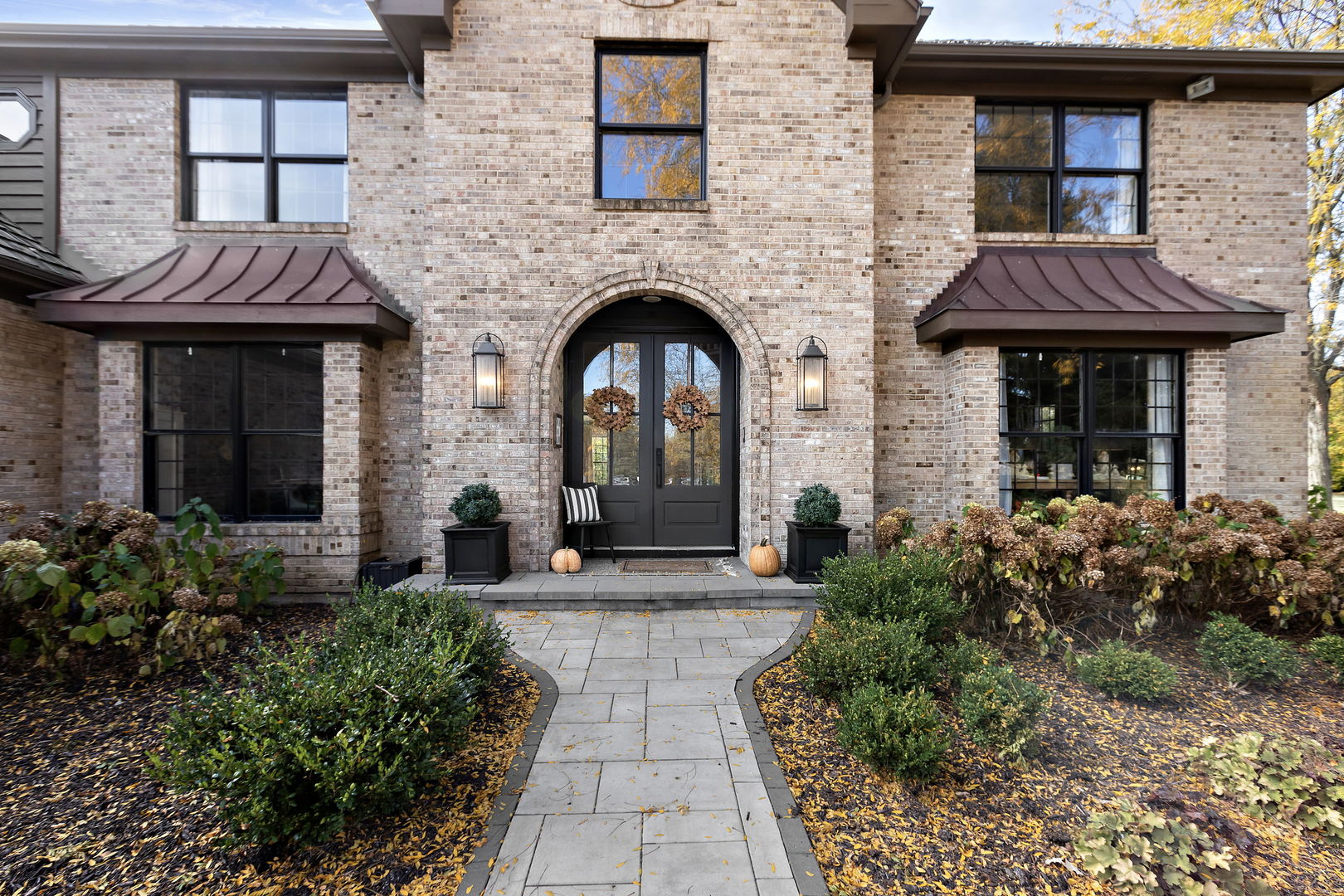 28679 West Heritage Oaks Road Barrington, IL 60010 - Photo 3 of 42 a front view of a house with yard