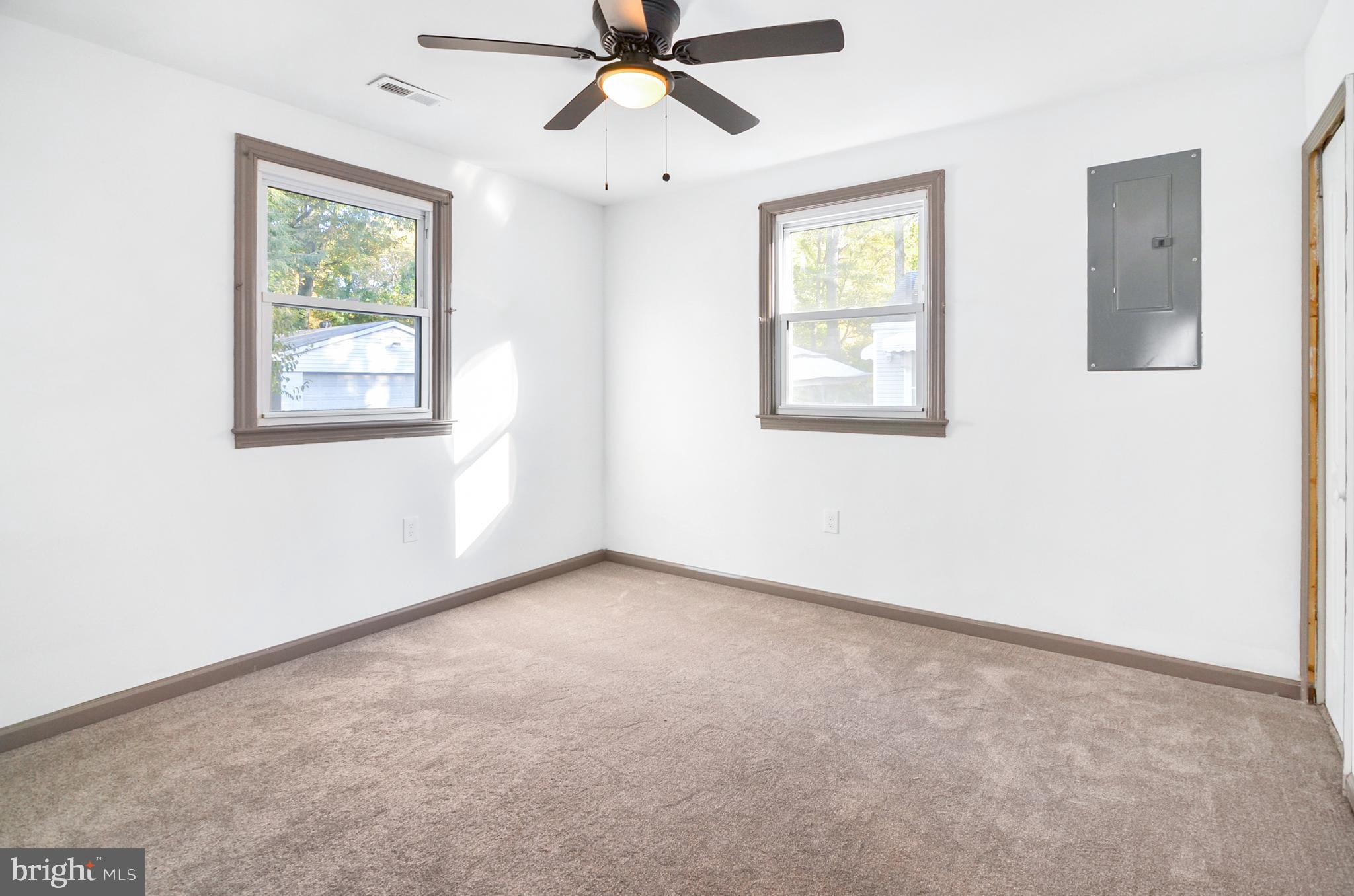 313 Locust Avenue Baltimore, MD 21221 - Photo 14 of 25 BEDROOM