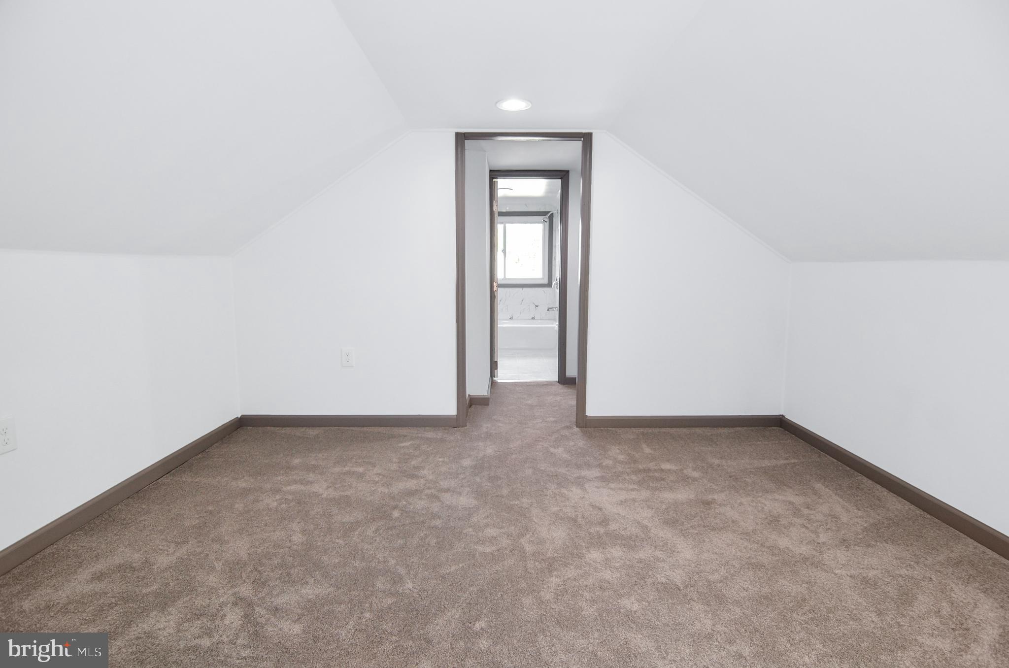 313 Locust Avenue Baltimore, MD 21221 - Photo 22 of 25 BEDROOM