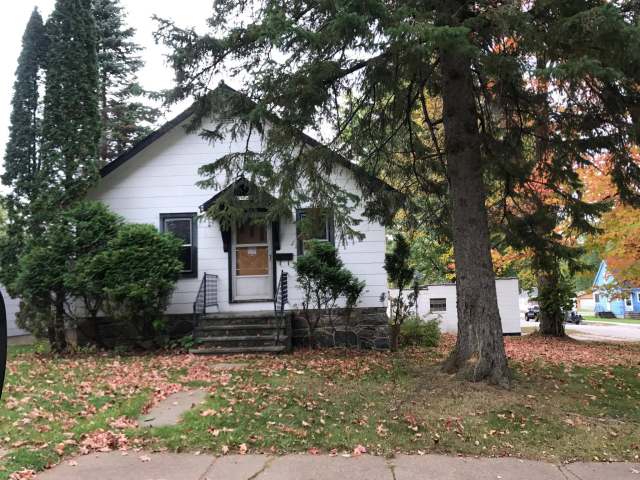 1004 Pinos Street Rhinelander, WI 54501 - Photo 1 of 11 Gallery Image 1