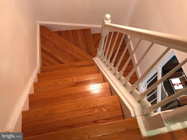 1300 Windleaf Drive, Unit 152H Reston, VA 20194 - Photo 13 of 29 Interior (General)
