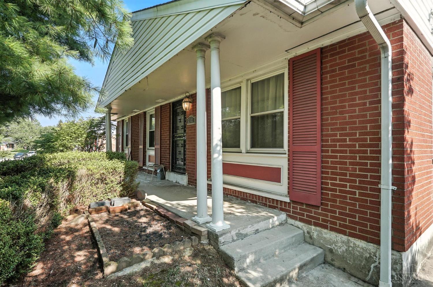 5543 Ehrling Road Cincinnati, OH 45227 - Photo 1 of 28 Gallery Image 1