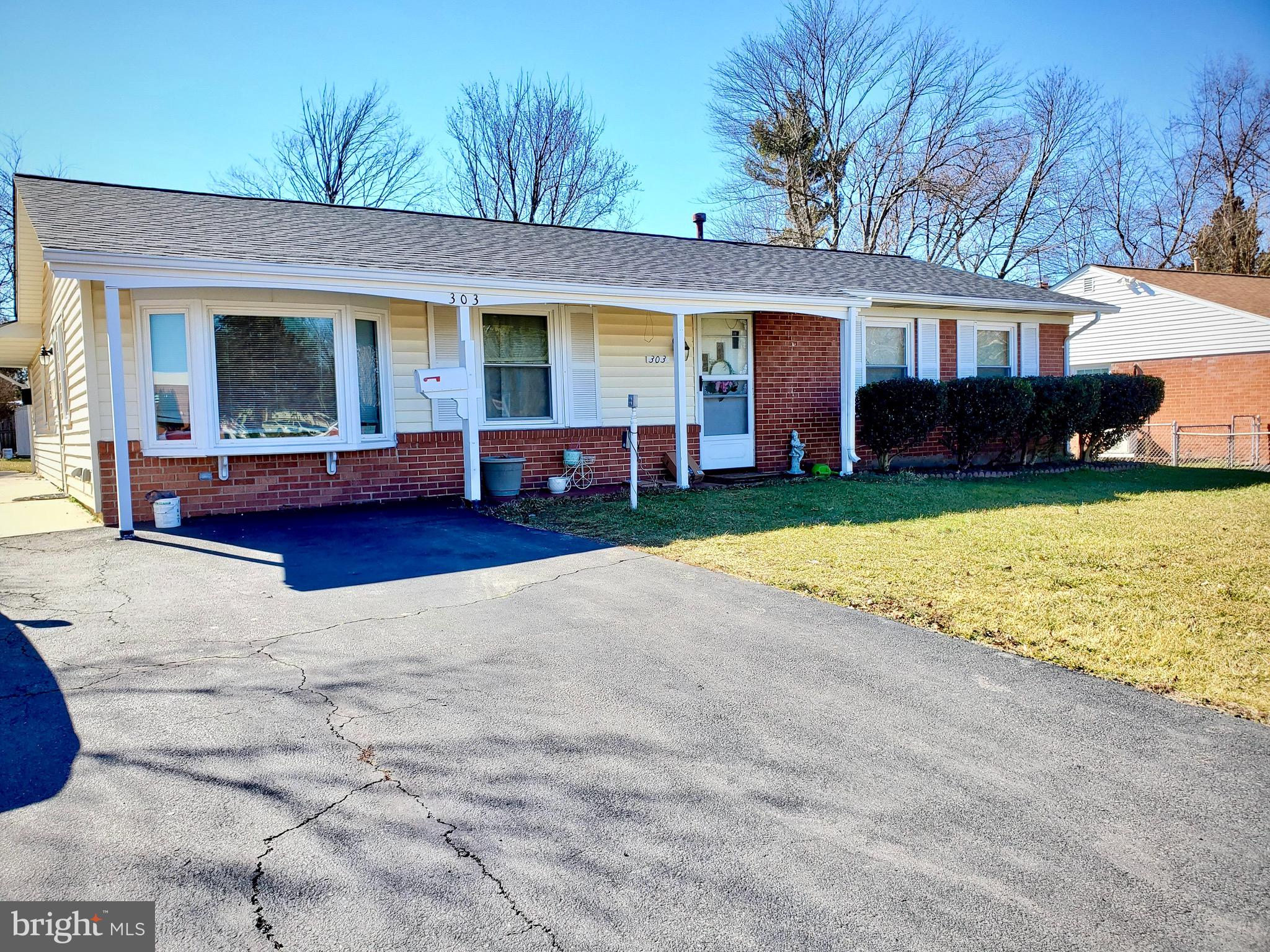 303 West Church Road Sterling, VA 20164 - Photo 1 of 27 Gallery Image 1