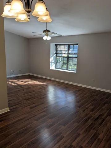 $156,000 | 1544 Merry Oaks Court, Unit EAST, Tallahassee, FL 32303