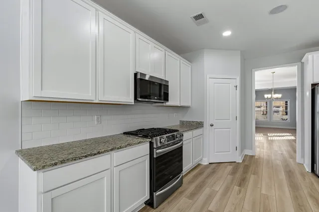 $449,900 | 1681 Lake Wateree Drive, Florence, SC 29501