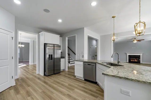 $449,900 | 1681 Lake Wateree Drive, Florence, SC 29501