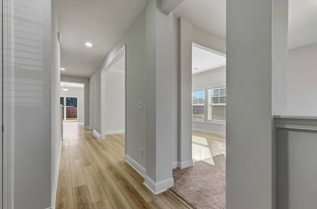 $449,900 | 1681 Lake Wateree Drive, Florence, SC 29501