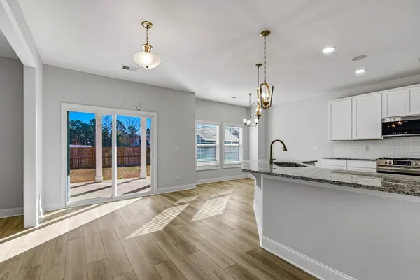 $439,900 | 1681 Lake Wateree Drive, Florence, SC 29501