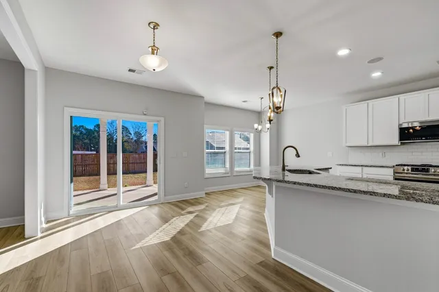 $449,900 | 1681 Lake Wateree Drive, Florence, SC 29501