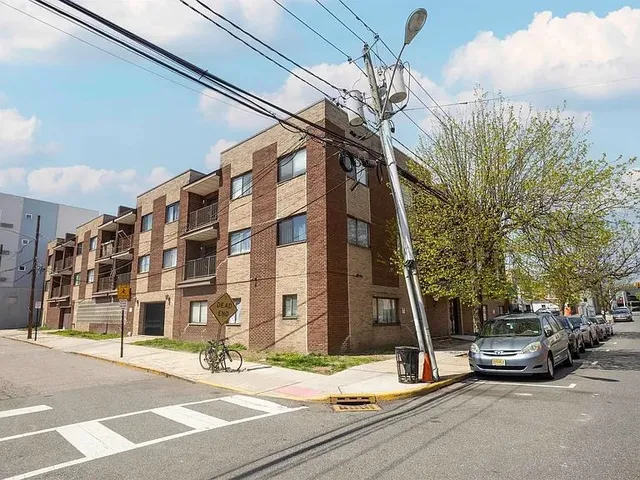 $1,950 | 603 55th Street, Unit 312, West New York, NJ 07093