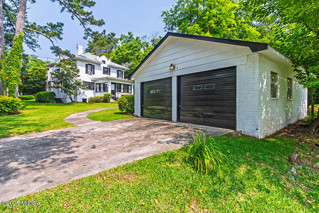 209 Forest Hill Road Macon, GA 31210 - Photo 7 of 12 209-Forest-Hill-Rd-EXT-05