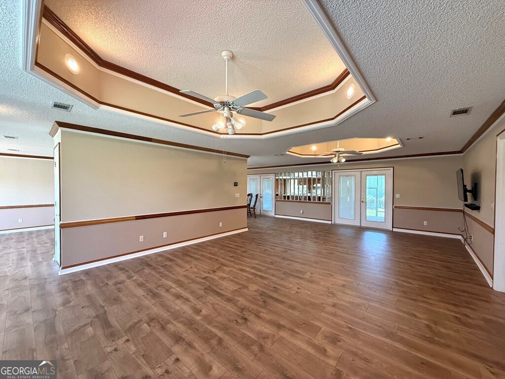 1396 Hutchinson-Parrish Road Adel, GA 31620 - Photo 4 of 29