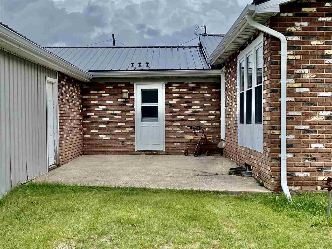 6405 Round Lake Road Gladwin, MI 48624 - Photo 47 of 64