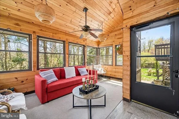 $4,350 | 903 Leverton Road, Rockville, MD 20852