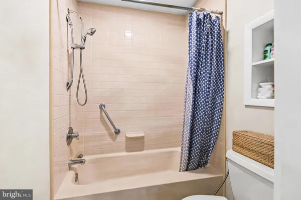 $4,350 | 903 Leverton Road, Rockville, MD 20852