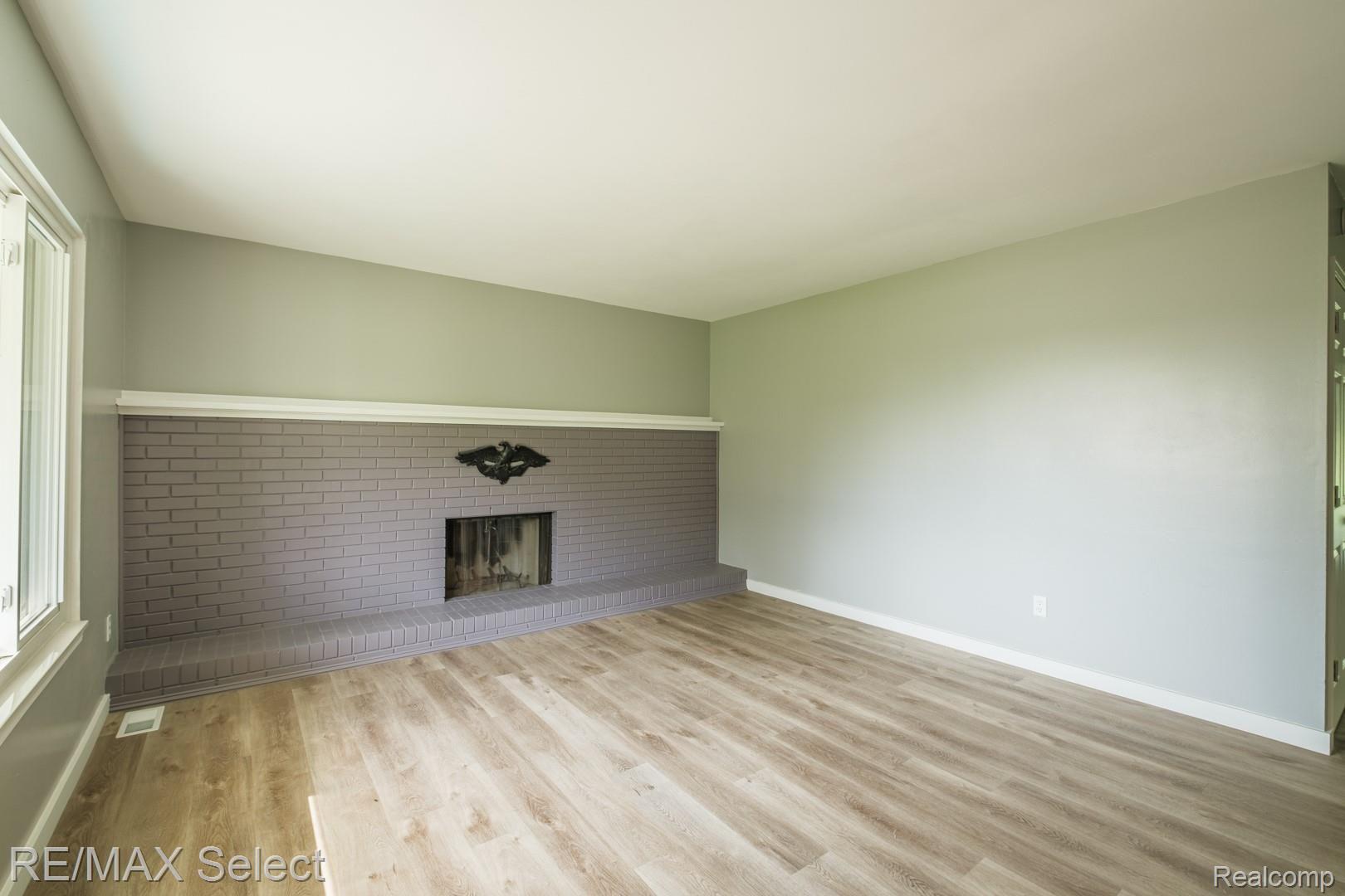 2095 North Morrish Road Flushing, MI 48433 - Photo 6 of 26 DSCF6872-HDR.jpg