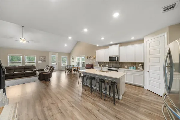 $525,000 | 2157 Woodland Pine Drive, Conroe, TX 77384