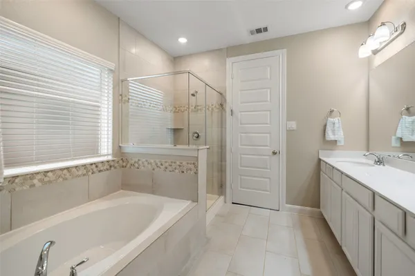 $525,000 | 2157 Woodland Pine Drive, Conroe, TX 77384
