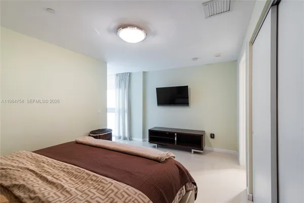 $6,500 | 2950 Northeast 188th Street, Unit 504, Aventura, FL 33180