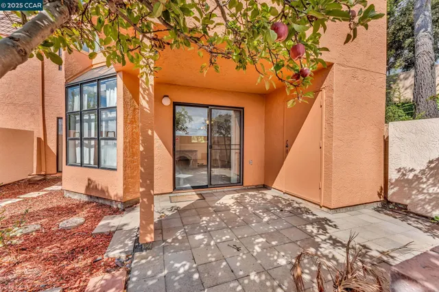 $318,888 | 196 Nantucket Lane, Vallejo, CA 94590