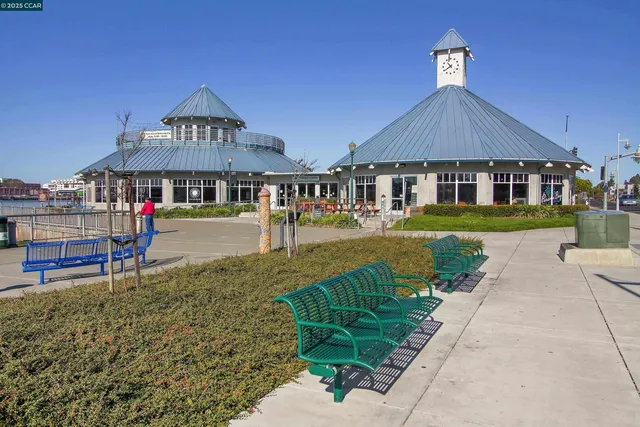 $318,888 | 196 Nantucket Lane, Vallejo, CA 94590