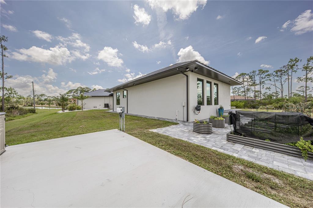 9240 Falcon Court Venice, FL 34293 - Photo 94 of 99