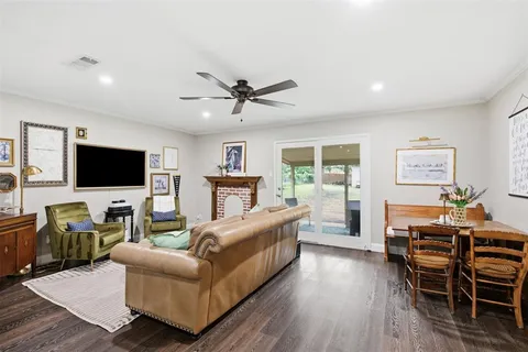 $280,000 | 7121 Crabtree Lane, North Richland Hills, TX 76182
